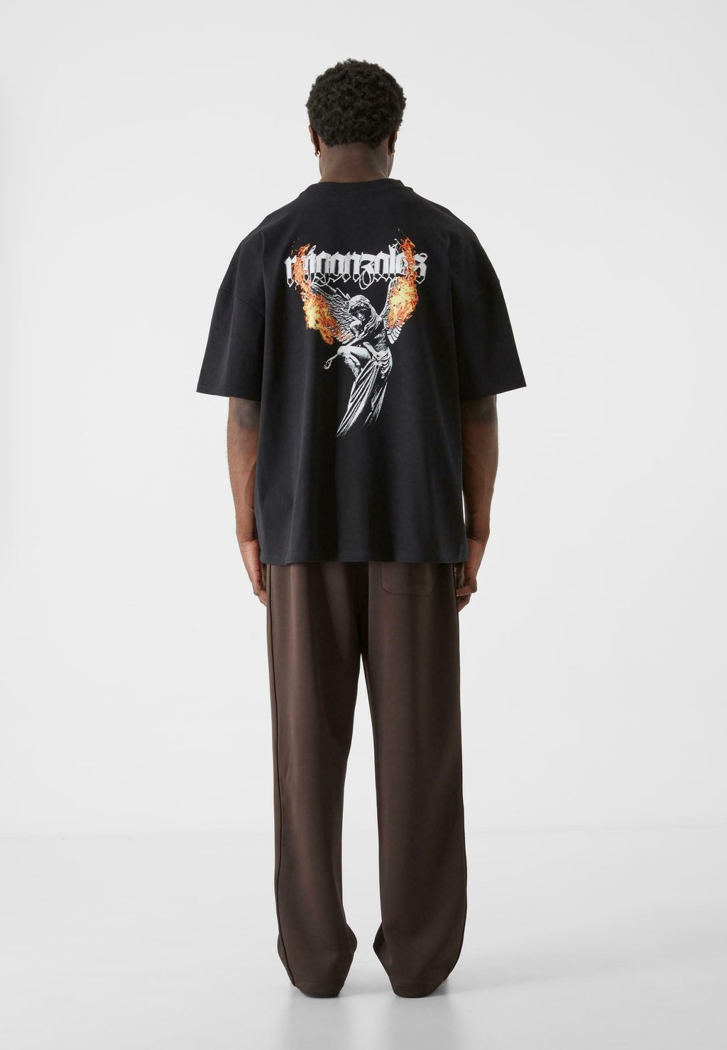 Футболка с принтом MJ Gonzales, черный
Футболка с принтом MJ Gonzales, черный