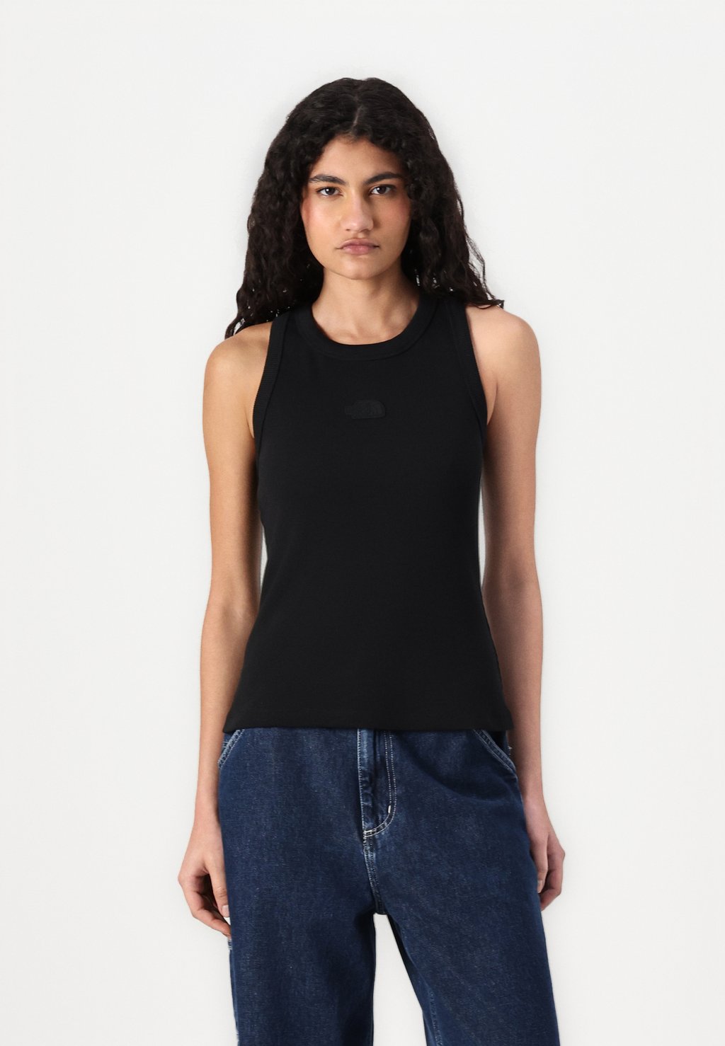 Топ SLIM TANK The North Face, черный
Топ SLIM TANK The North Face, черный