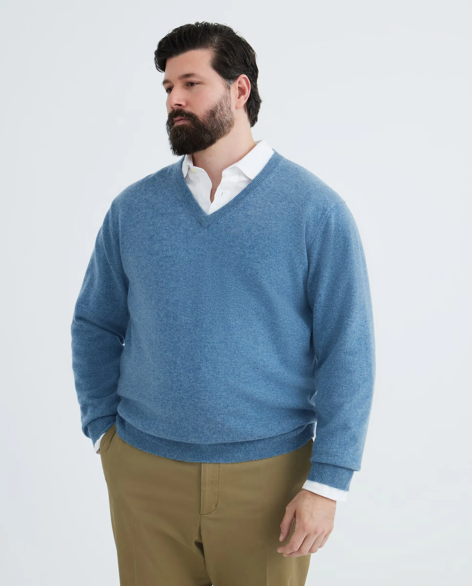 Джемпер мужской с V-образным вырезом гладкий кашемир большие размеры Emidio Tucci, синий
Джемпер мужской с V-образным вырезом гладкий кашемир большие размеры Emidio Tucci, синий