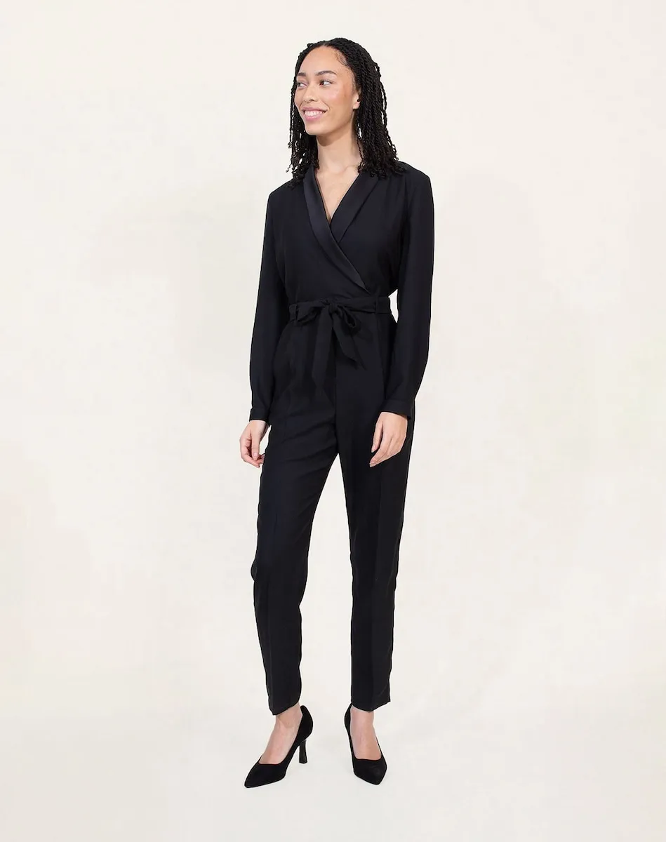 Женский комбинезон с воротником-смокингом и длинными рукавами Naf Naf, черный
Женский комбинезон с воротником-смокингом и длинными рукавами Naf Naf, черный