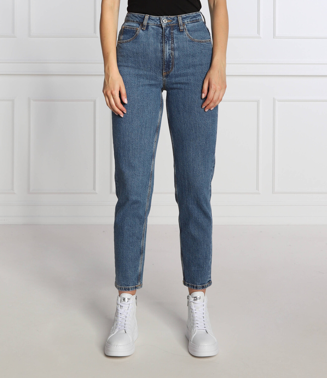 Джинсы GUESS mom fit, синий
Джинсы GUESS mom fit, синий