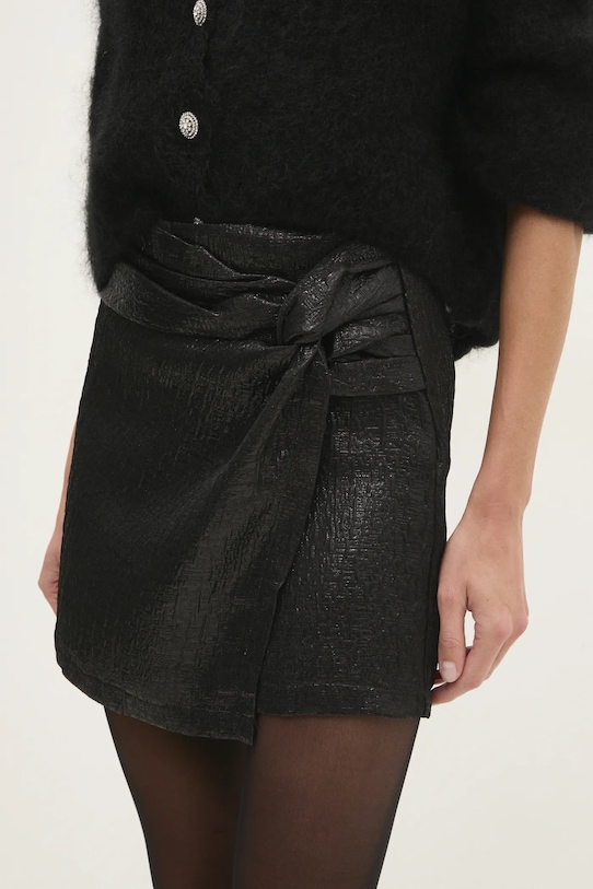 Шорты Answear.Lab, черный
Шорты Answear.Lab, черный