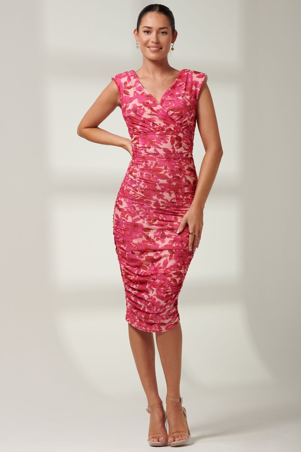 Сетчатое облегающее платье Pamela со сборками Jolie Moi, розовый
Сетчатое облегающее платье Pamela со сборками Jolie Moi, розовый