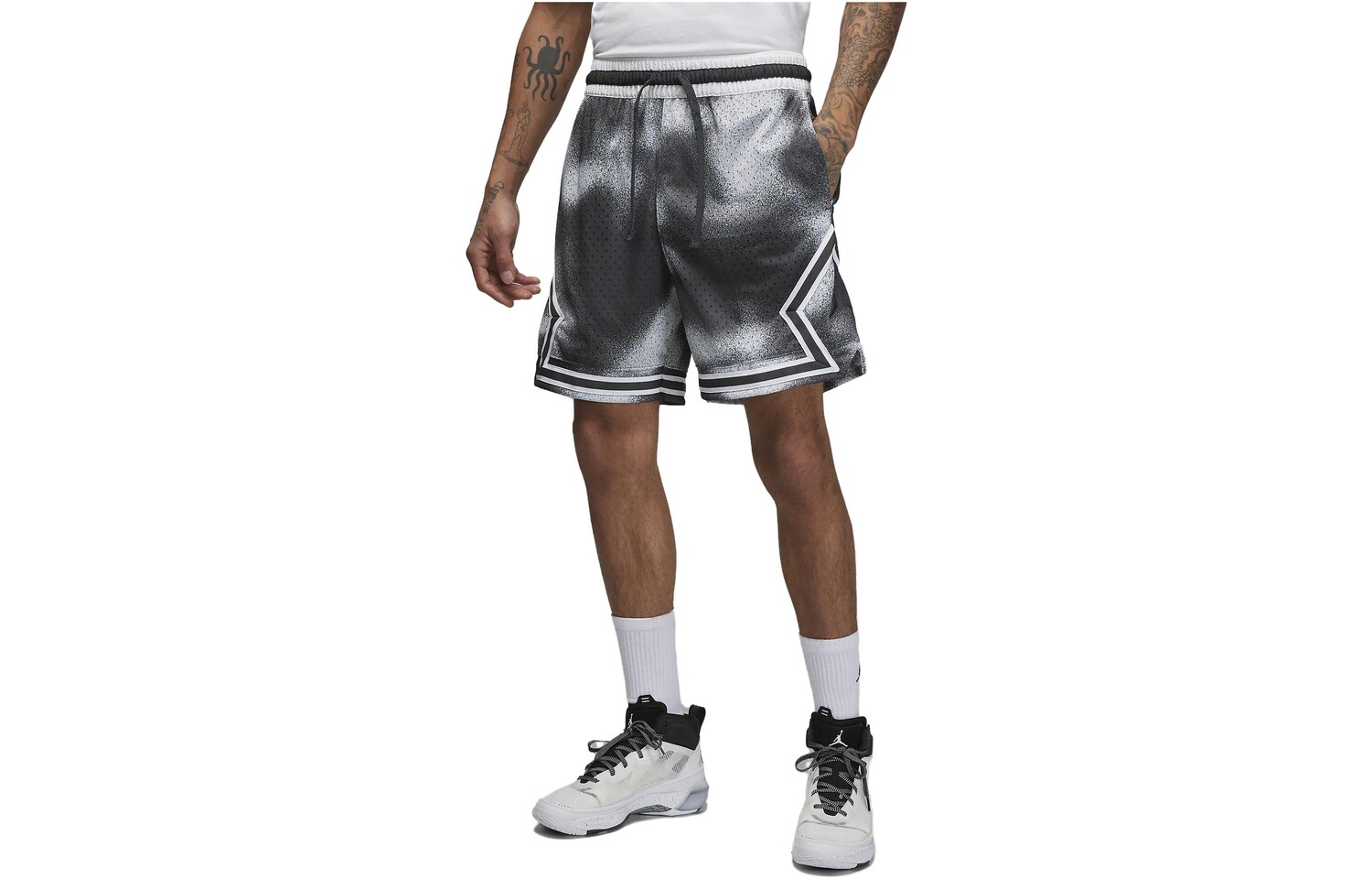 Jordan Мужские спортивные шорты, цвет Black
Jordan Мужские спортивные шорты, цвет Black