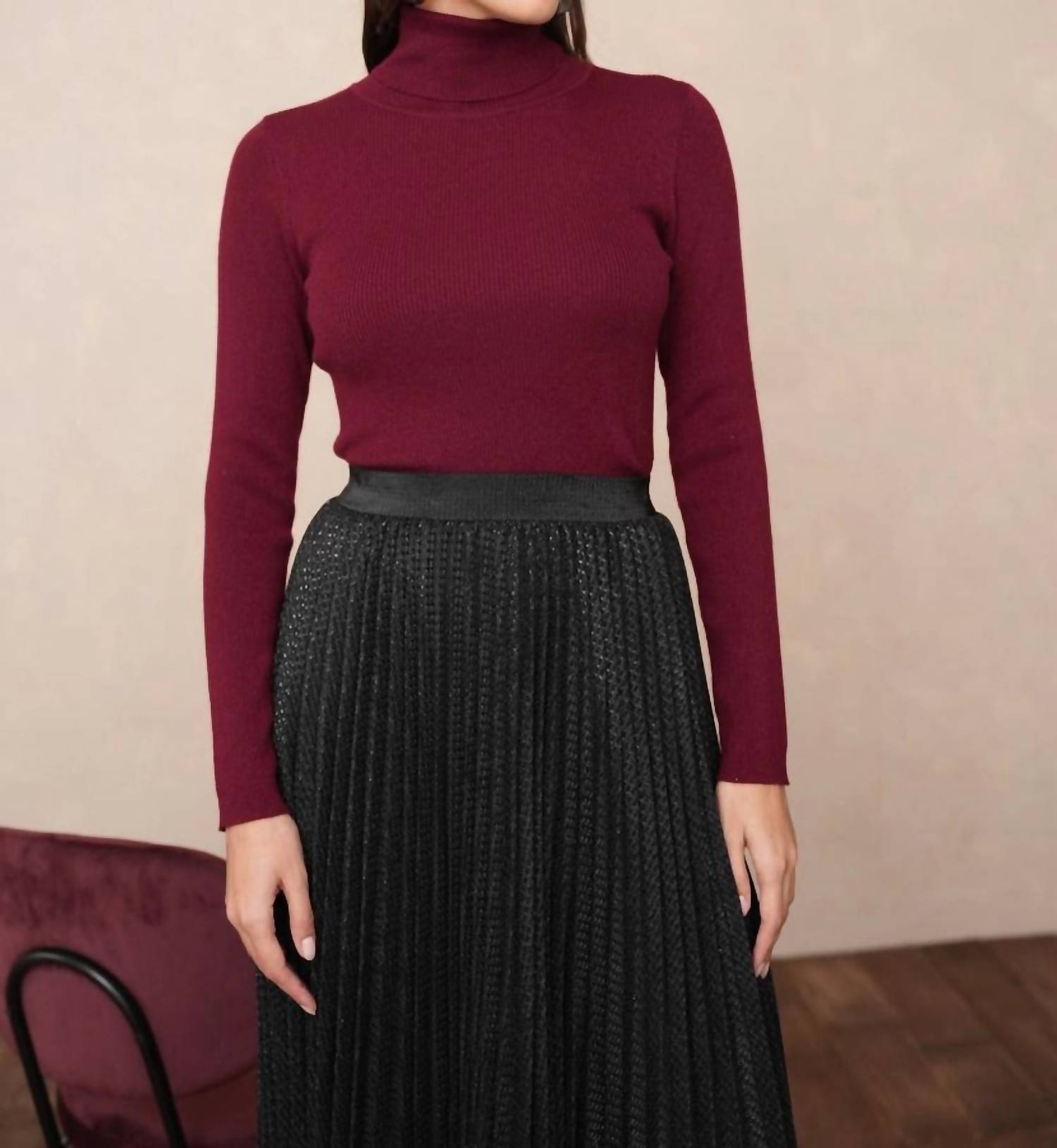 Лорайн водолазка в бордовом CHOKLATE PARIS
Лорайн водолазка в бордовом CHOKLATE PARIS