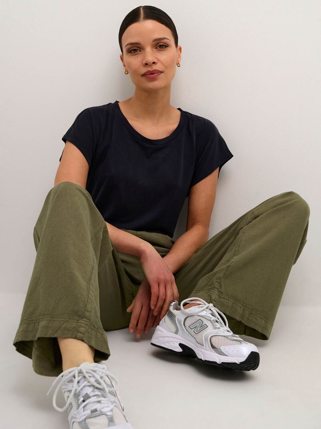 KAFFE Naya Простые широкие брюки, виноградный лист
KAFFE Naya Простые широкие брюки, виноградный лист