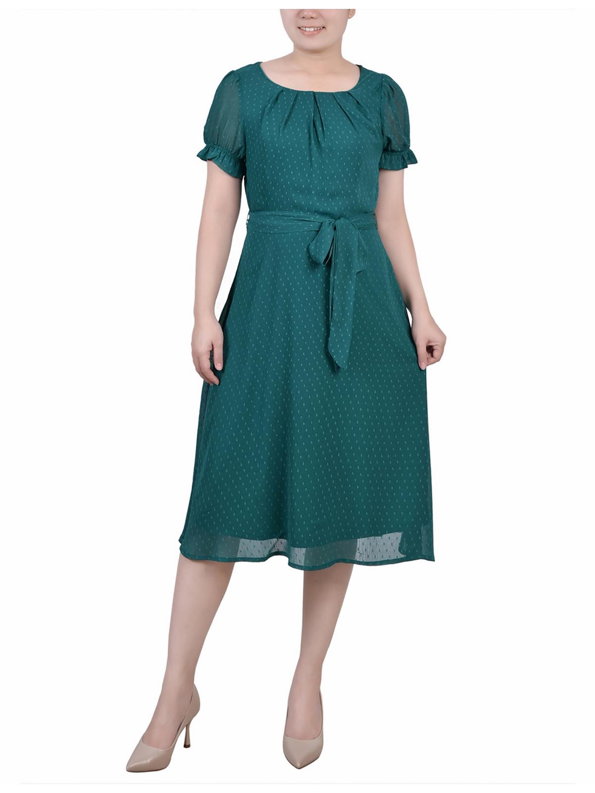 Платье миди из шифона длиной до колена для миниатюрных женщин NY Collection, цвет alpine green rectangle
Платье миди из шифона длиной до колена для миниатюрных женщин NY Collection, цвет alpine green rectangle