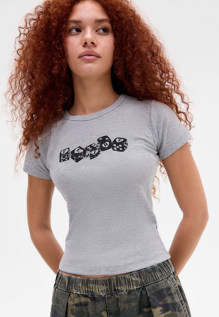 Футболка BDG Urban Outfitters FLIRT DICE TEE, Grey, Серый, Футболка BDG Urban Outfitters FLIRT DICE TEE, Grey
Футболка BDG Urban Outfitters FLIRT DICE TEE, Grey, Серый, Футболка BDG Urban Outfitters FLIRT DICE TEE, Grey