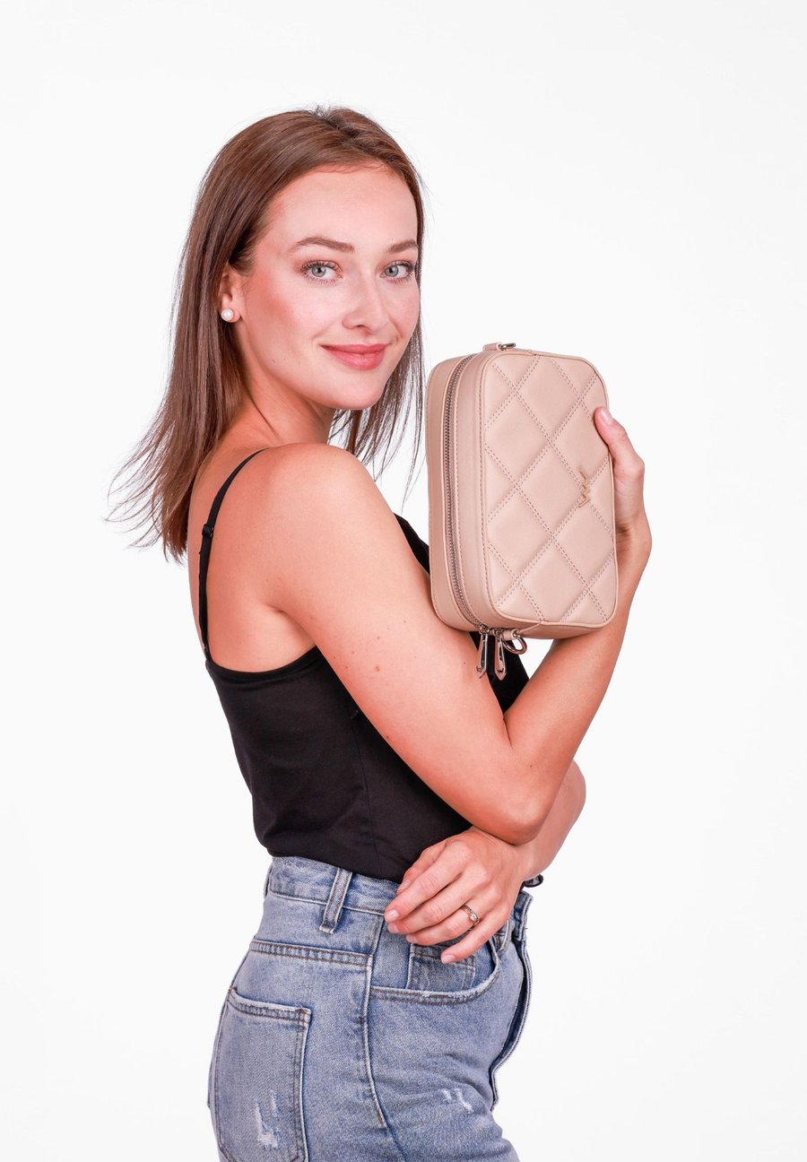 Сумка кросс-боди VUCH Cross body bag, Beige
Сумка кросс-боди VUCH Cross body bag, Beige