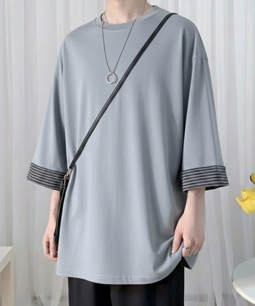 Футболка с клетчатым рисунком на рукавах Link lot, серая
Футболка с клетчатым рисунком на рукавах Link lot, серая