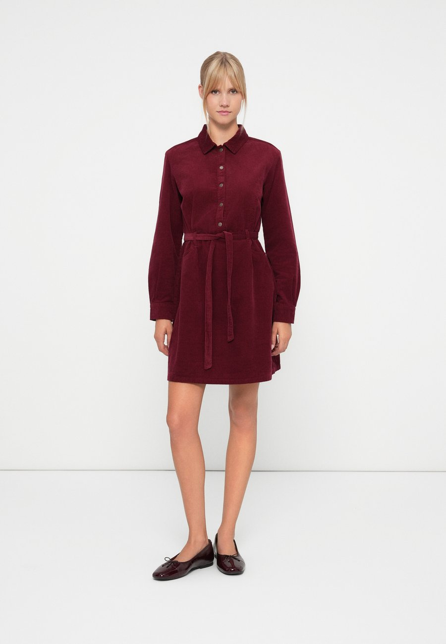 Платье ONLY ONLNESSA CORD DRESS, Cabernet/Dark Red
Платье ONLY ONLNESSA CORD DRESS, Cabernet/Dark Red