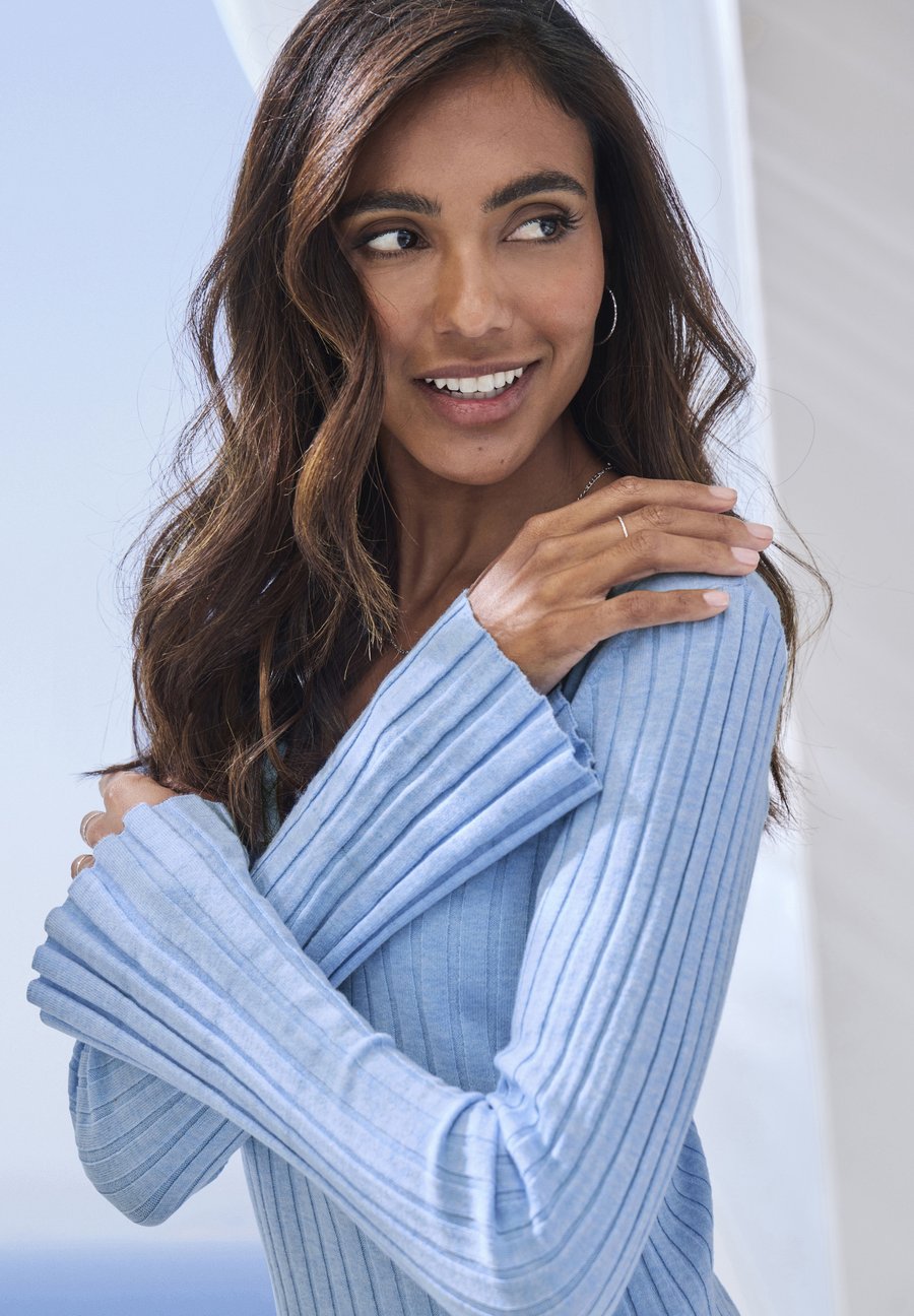 Платье French Connection Jumper dress, Blau-Meliert/Mottled Blue
Платье French Connection Jumper dress, Blau-Meliert/Mottled Blue