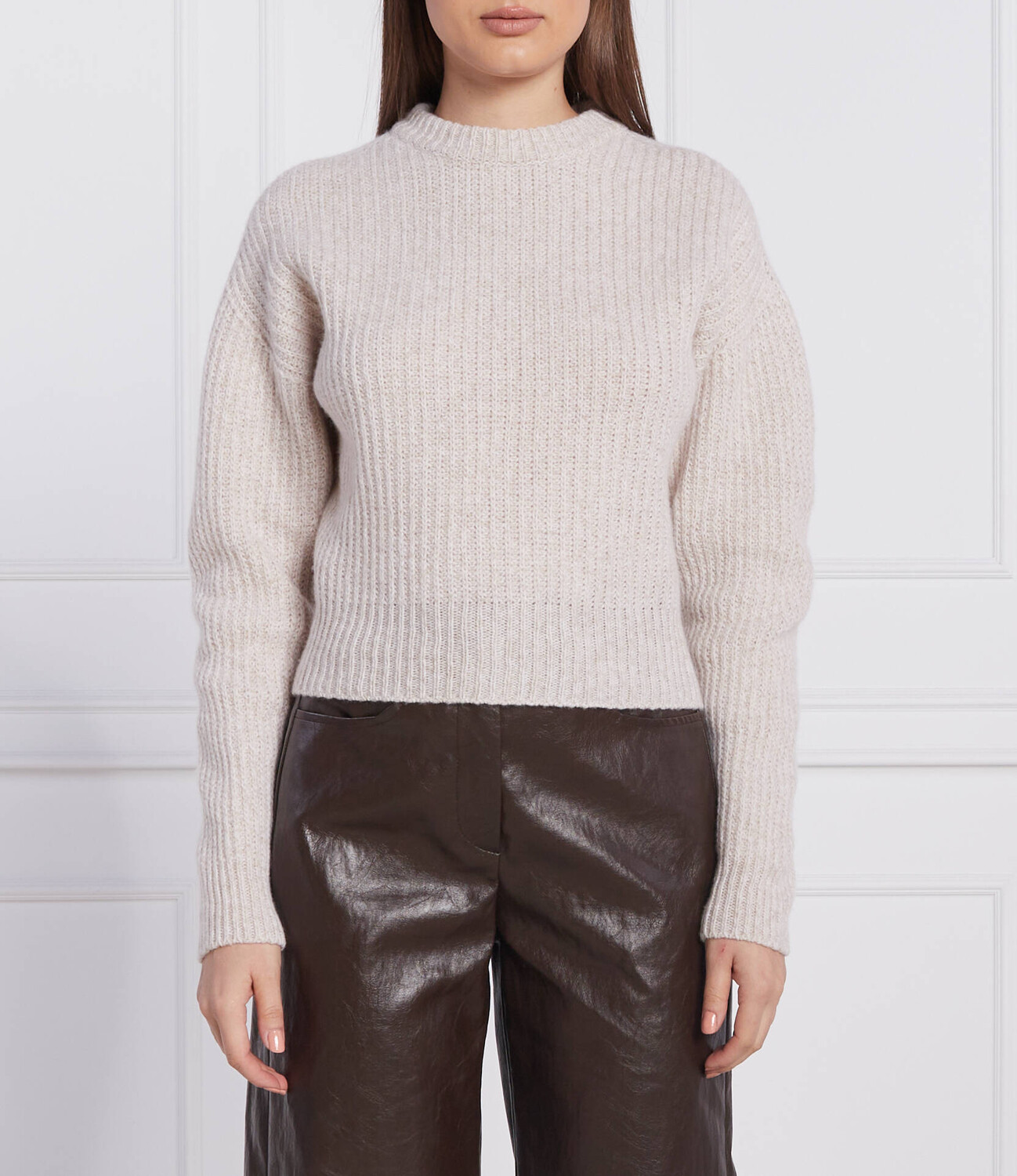 Свитер из шерсти Marella pulce regular fit, бежевый
Свитер из шерсти Marella pulce regular fit, бежевый