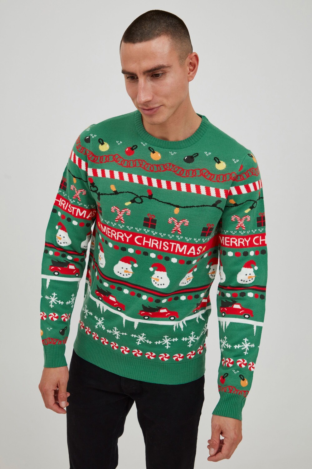 Пуловер 11 Project Strick, зеленый
Пуловер 11 Project Strick, зеленый