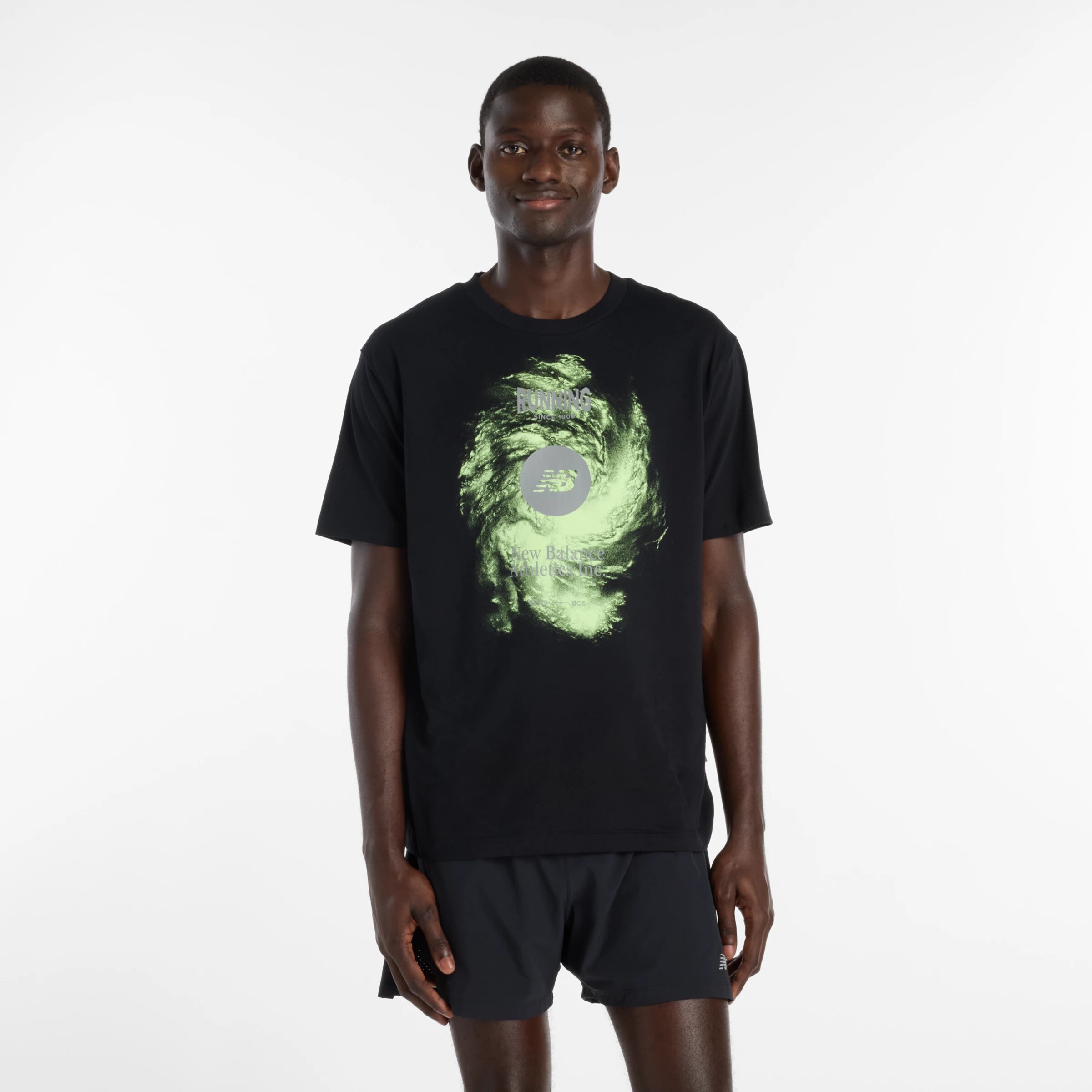 New balance Футболка 'Vortex Performance' в черном цвете
New balance Футболка 'Vortex Performance' в черном цвете