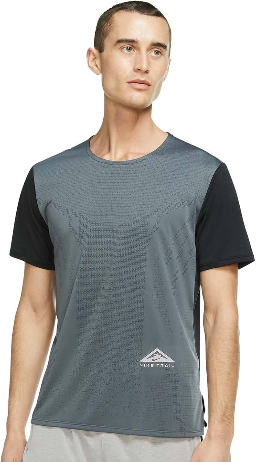 Мужская футболка Nike M NK DF Trail Rise 365, Black/(White)
Мужская футболка Nike M NK DF Trail Rise 365, Black/(White)