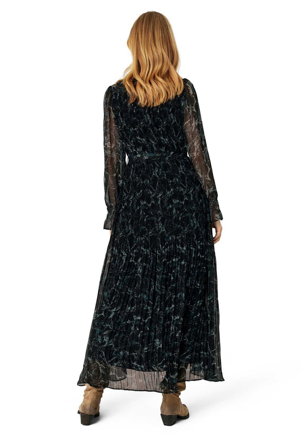 Платье макси Cathnn Noa Noa, принт черно-зеленый
Платье макси Cathnn Noa Noa, принт черно-зеленый