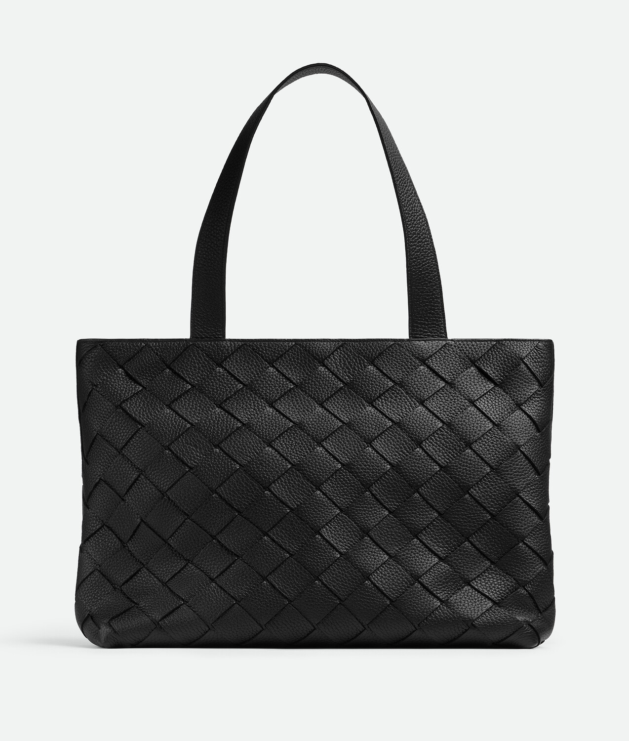 Маленькая плетеная сумка-тоут на молнии BOTTEGA VENETA, черный
Маленькая плетеная сумка-тоут на молнии BOTTEGA VENETA, черный
