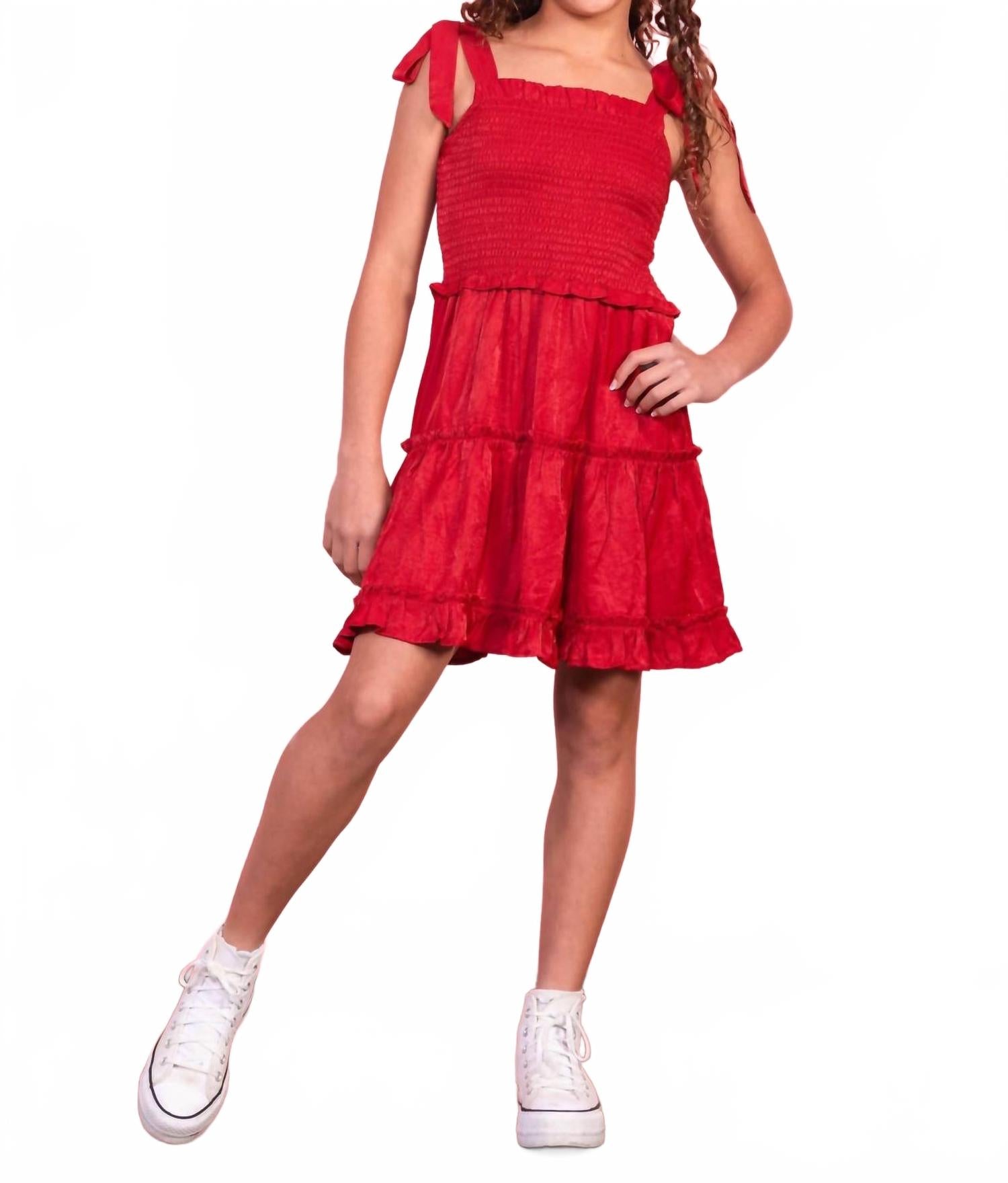 MISS BEHAVE GIRLS Брук в красном платье
MISS BEHAVE GIRLS Брук в красном платье