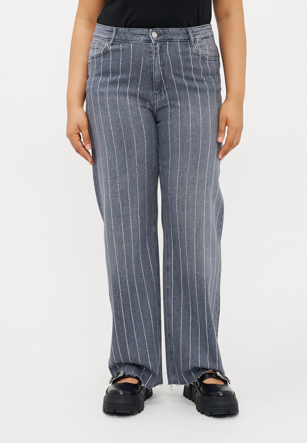 Джинсы свободного кроя CARMOLLY WIDE ONLY Carmakoma, серый деним
Джинсы свободного кроя CARMOLLY WIDE ONLY Carmakoma, серый деним