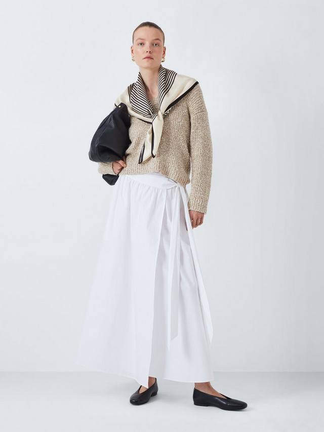 Шелковый платок Vita Stripe Woven в форме квадрата John Lewis, White/Black
Шелковый платок Vita Stripe Woven в форме квадрата John Lewis, White/Black