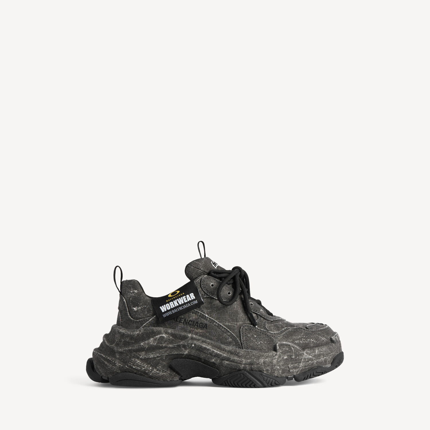 Мужские кроссовки triple s из канваса черного цвета BALENCIAGA, черный
Мужские кроссовки triple s из канваса черного цвета BALENCIAGA, черный