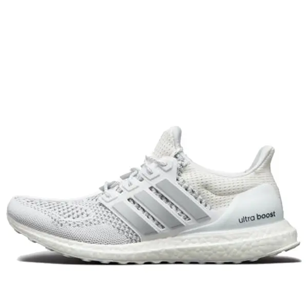 Кроссовки покажите мне деньги x ultraboost Adidas, белый
Кроссовки покажите мне деньги x ultraboost Adidas, белый