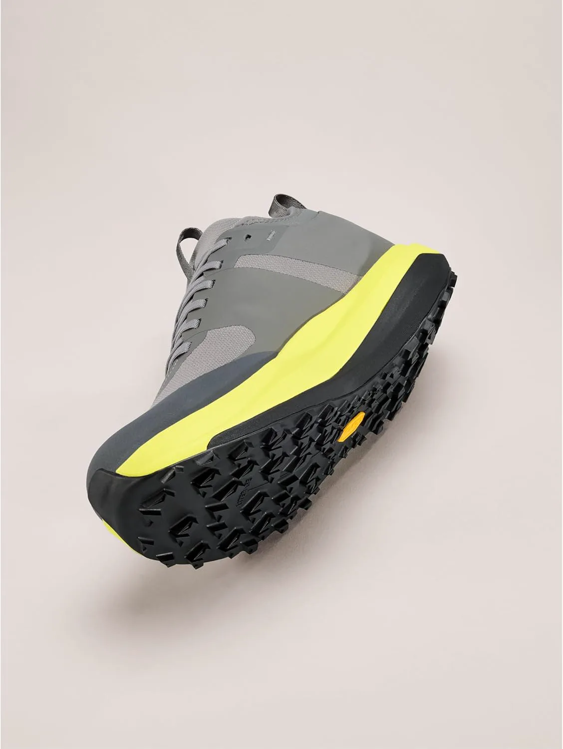 Мужские беговые кроссовки Arc'teryx Sylan GTX | Водонепроницаемые и дышащие трейловые кроссовки Gore-Tex с рокер-подошвой для скорости
Мужские беговые кроссовки Arc'teryx Sylan GTX | Водонепроницаемые и дышащие трейловые кроссовки Gore-Tex с рокер-подошвой для скорости