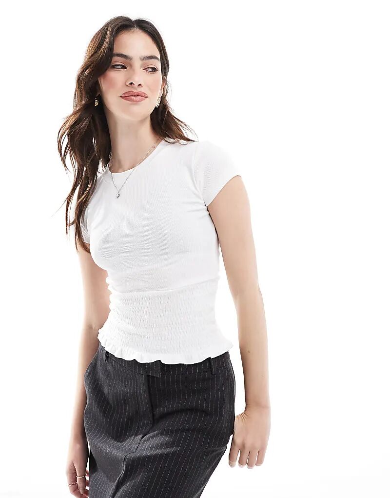 Топ Cotton On pia с короткими рукавами и сборками, белый цвет Cotton On
Топ Cotton On pia с короткими рукавами и сборками, белый цвет Cotton On