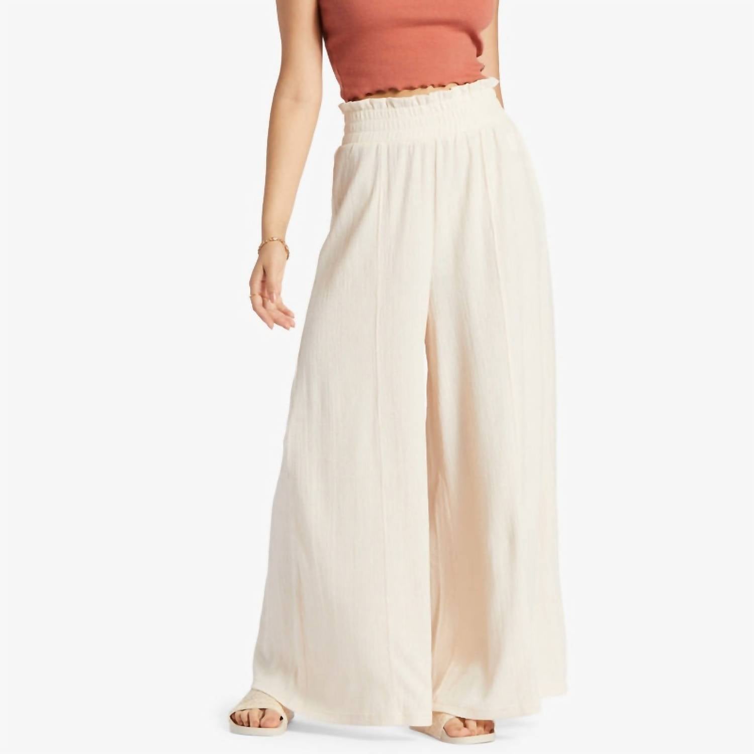 Джетсеттер Широкие брюки в цвете тапиока Roxy, Tapioca
Джетсеттер Широкие брюки в цвете тапиока Roxy, Tapioca