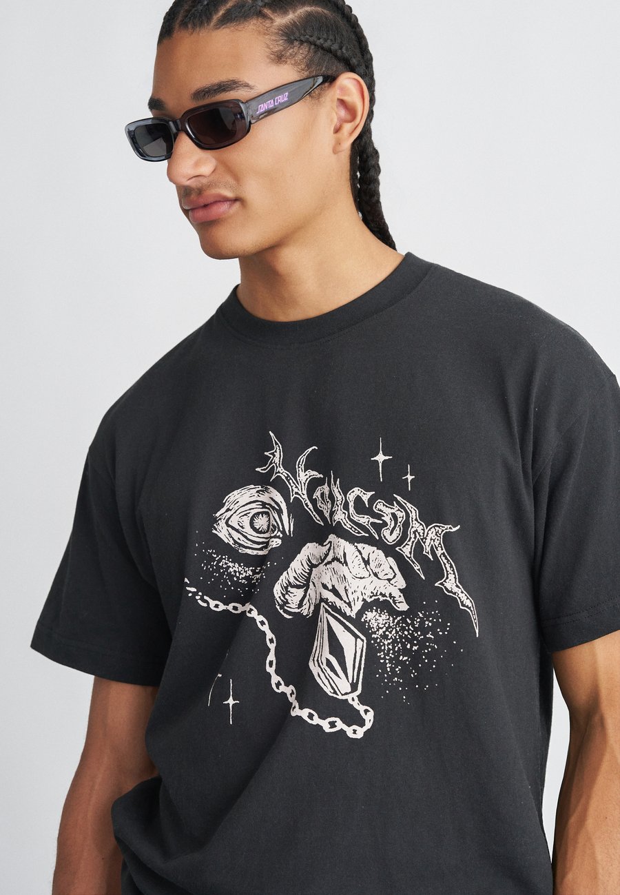 Футболка Volcom DEATH TRUCTION, Black
Футболка Volcom DEATH TRUCTION, Black