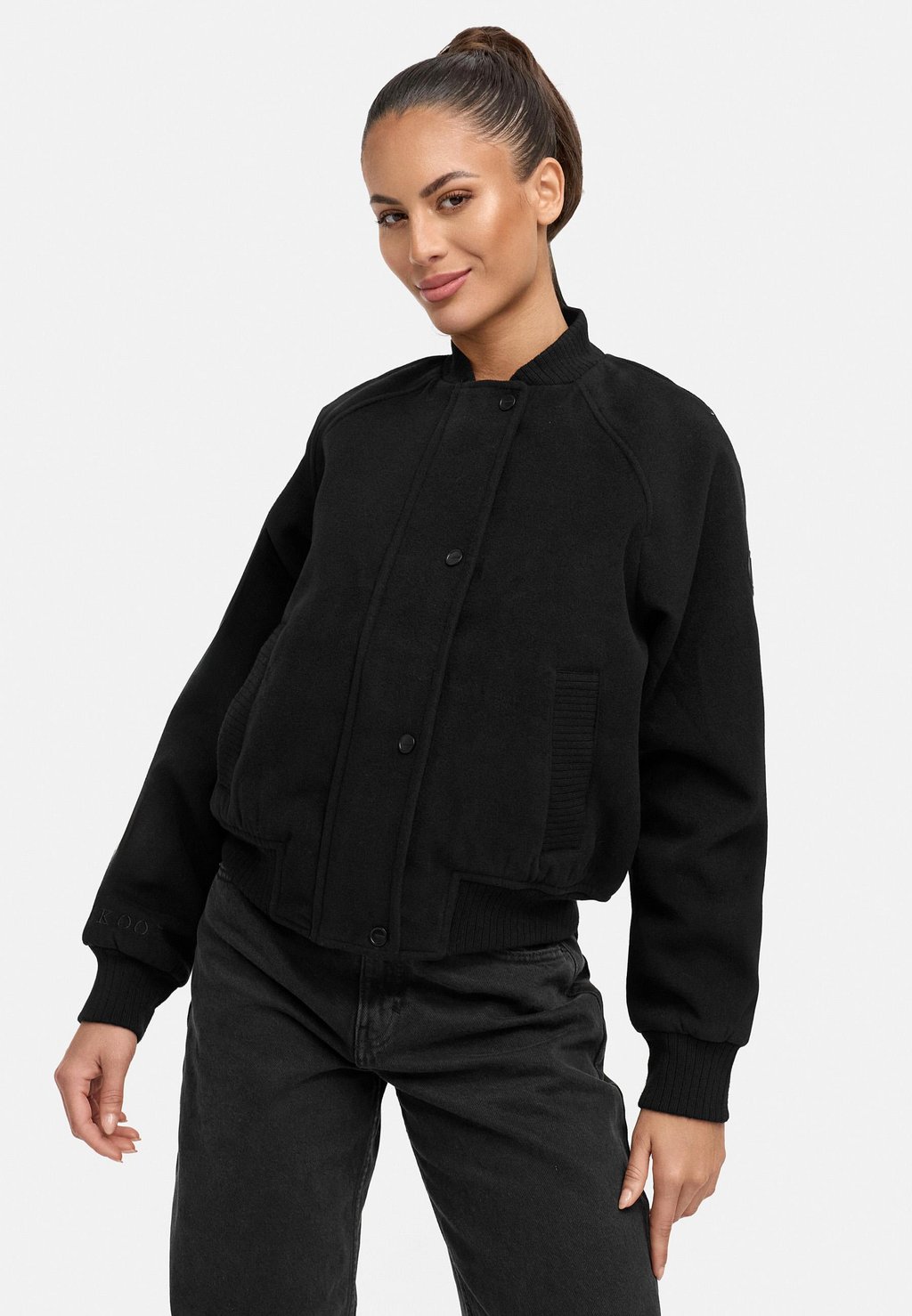 Куртка-бомбер ZUNAA Marikoo, черный
Куртка-бомбер ZUNAA Marikoo, черный