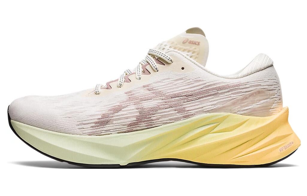 Asics Novablast 3 Кроссовки Мужчины
Asics Novablast 3 Кроссовки Мужчины