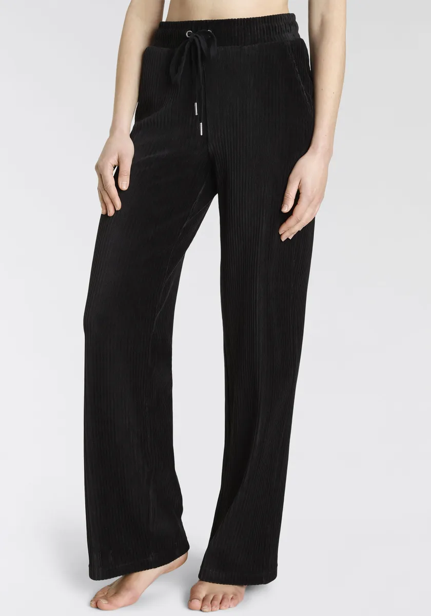 Брюки для дома Vivance "брюки для дома", с широкой эластичной структурой шнура, одежда для дома, черный
Брюки для дома Vivance "брюки для дома", с широкой эластичной структурой шнура, одежда для дома, черный