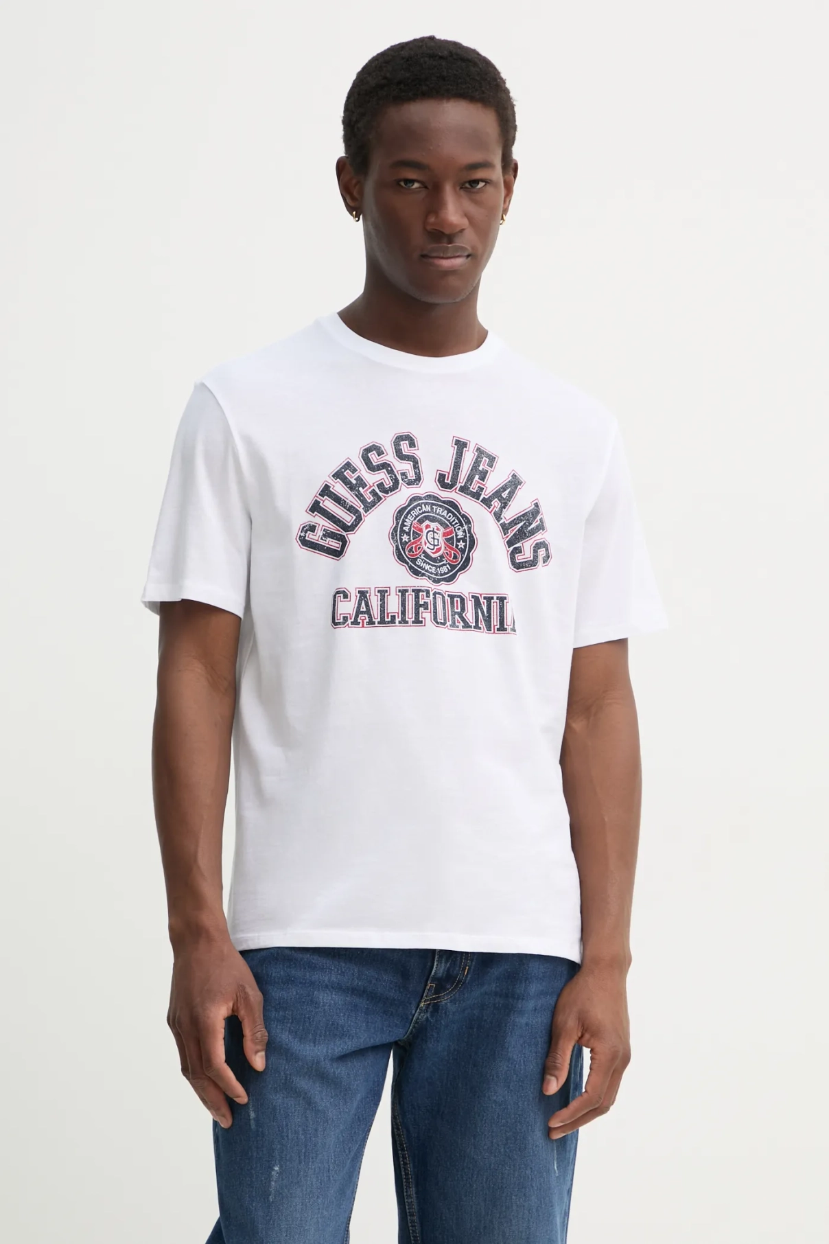 Хлопковая футболка Guess Jeans, белый
Хлопковая футболка Guess Jeans, белый