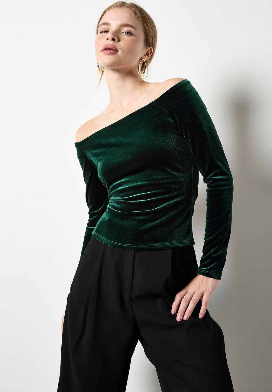 Толстовка Apricot BARDOT, Green, Зеленый, Толстовка Apricot BARDOT, Green
Толстовка Apricot BARDOT, Green, Зеленый, Толстовка Apricot BARDOT, Green