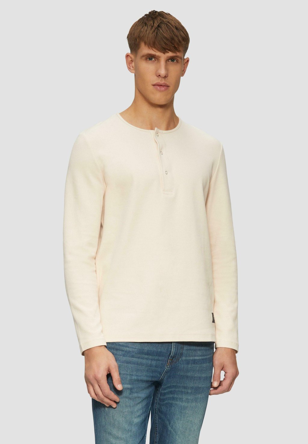 Топ с длинными рукавами MIT HENLEY-AUSSCHNITT s.Oliver, молочный
Топ с длинными рукавами MIT HENLEY-AUSSCHNITT s.Oliver, молочный