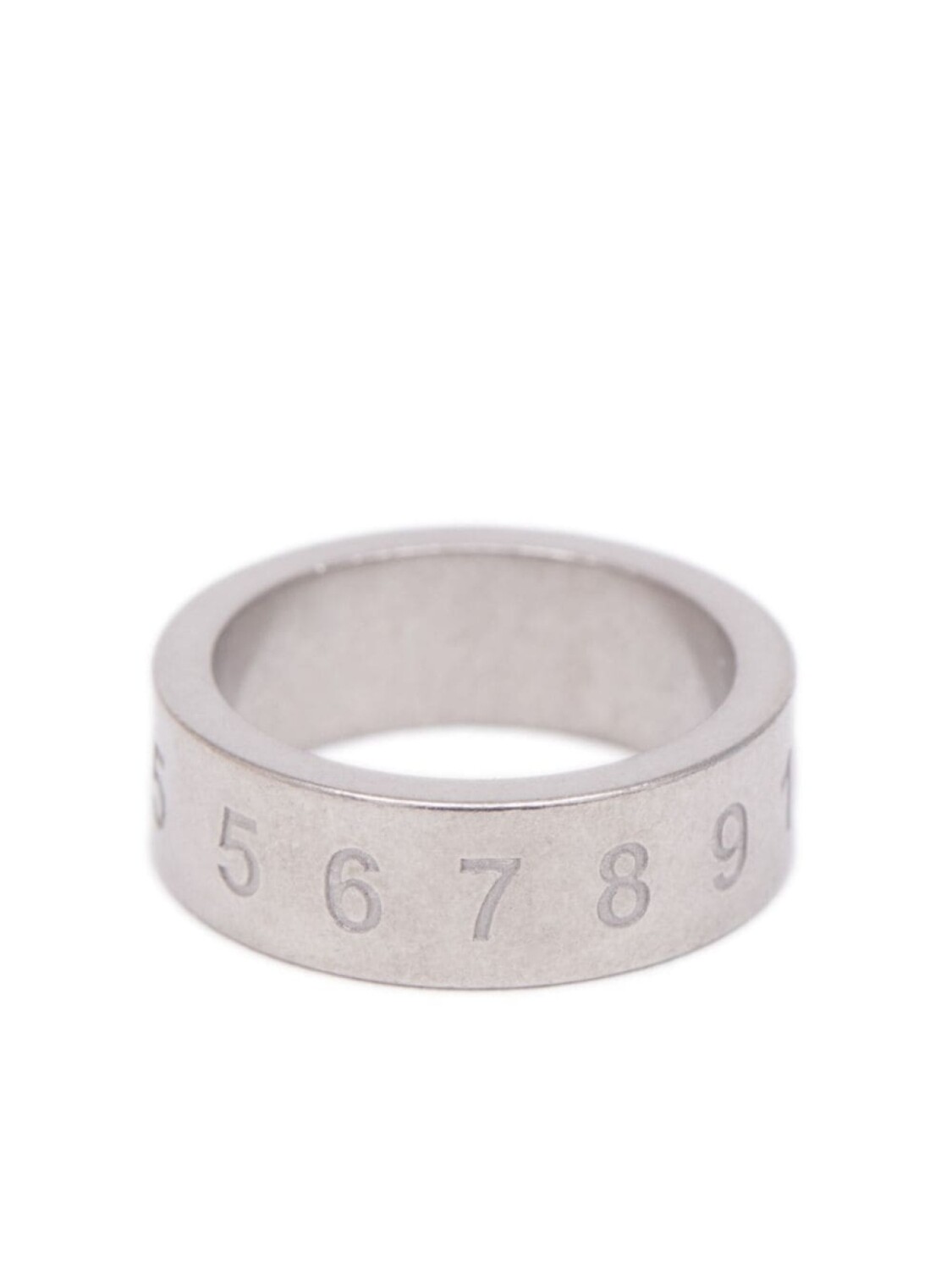Кольцо Numerical с гравировкой Maison Margiela, серебряный
Кольцо Numerical с гравировкой Maison Margiela, серебряный