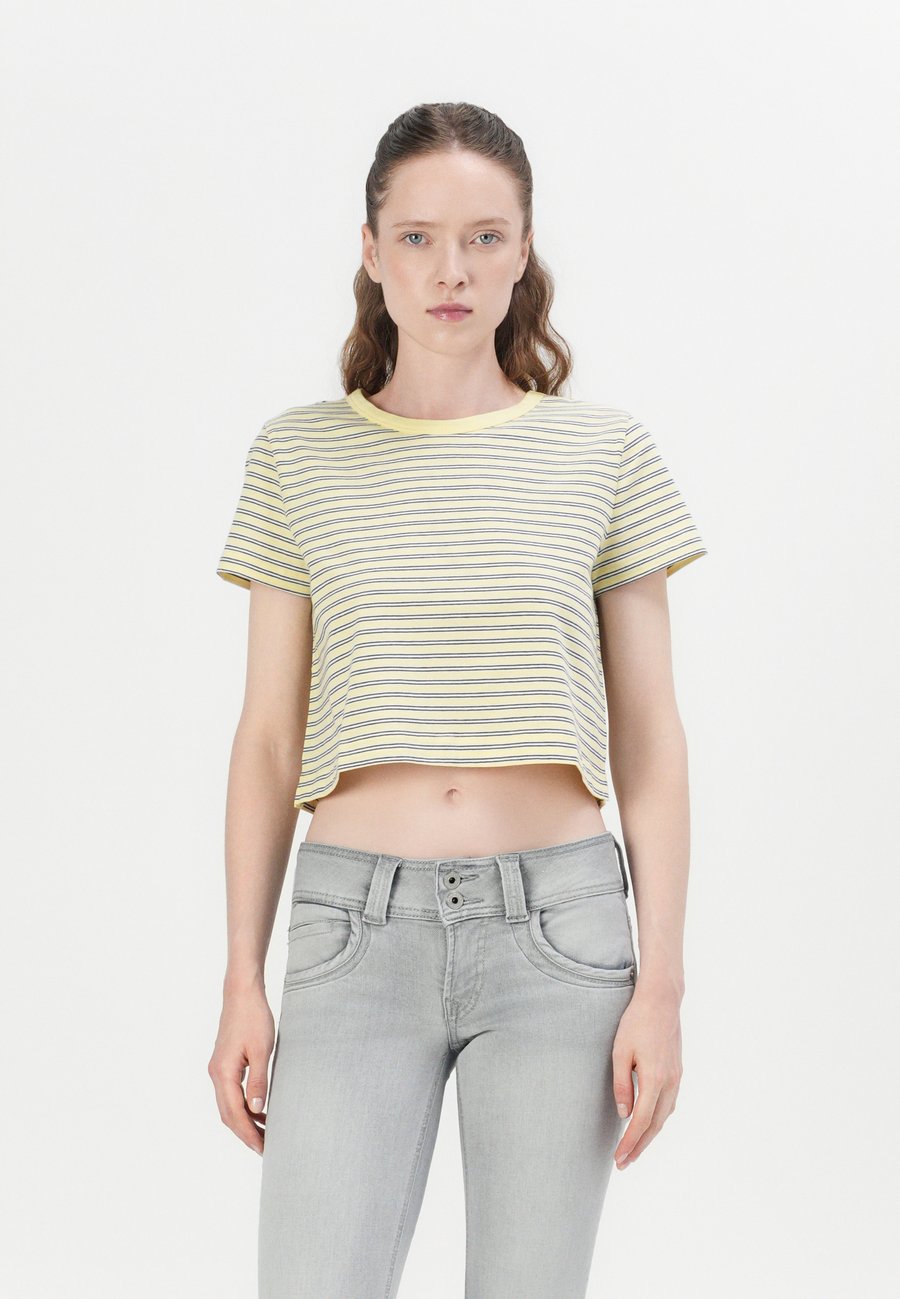 Футболка GAP VINTAGE CROP CREW, Yellow Stripe/Yellow, Желтый, Футболка GAP VINTAGE CROP CREW, Yellow Stripe/Yellow
Футболка GAP VINTAGE CROP CREW, Yellow Stripe/Yellow, Желтый, Футболка GAP VINTAGE CROP CREW, Yellow Stripe/Yellow