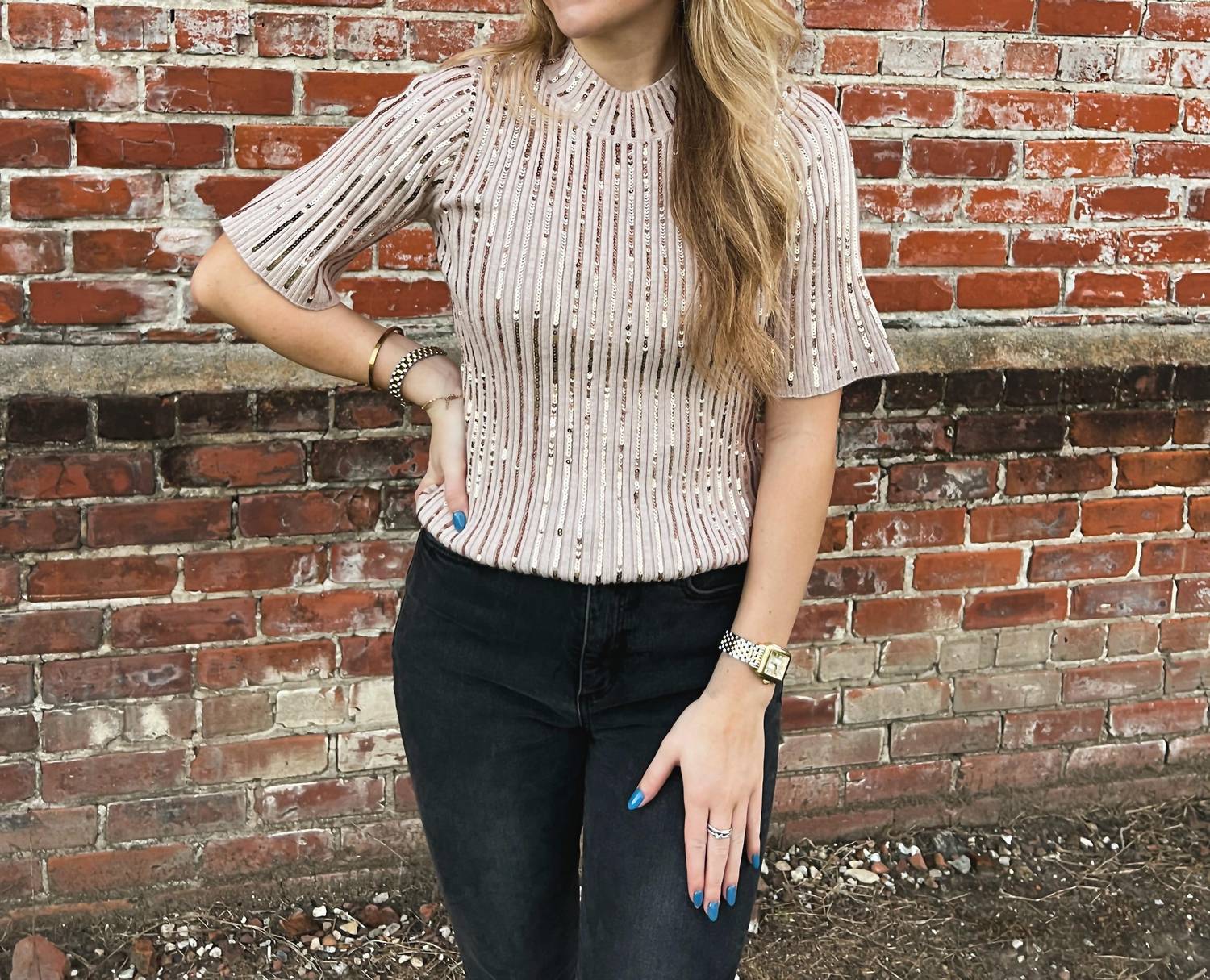 Delaney Блестящий топ в розовом цвете Design History
Delaney Блестящий топ в розовом цвете Design History