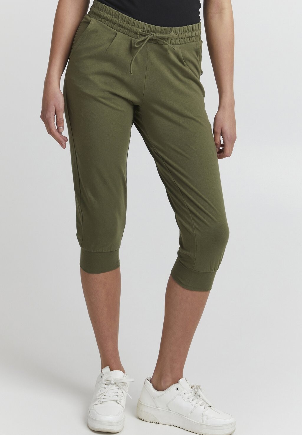 Спортивные шорты OXODDA 21800072 ME Oxmo, цвет olivine
Спортивные шорты OXODDA 21800072 ME Oxmo, цвет olivine