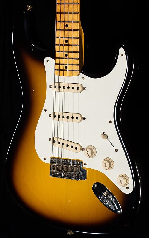 Электрогитара Fender Custom Shop Willcutt True '57 Stratocaster Journeyman Relic 2-Tone Sunburst 57 V
Электрогитара Fender Custom Shop Willcutt True '57 Stratocaster Journeyman Relic 2-Tone Sunburst 57 V