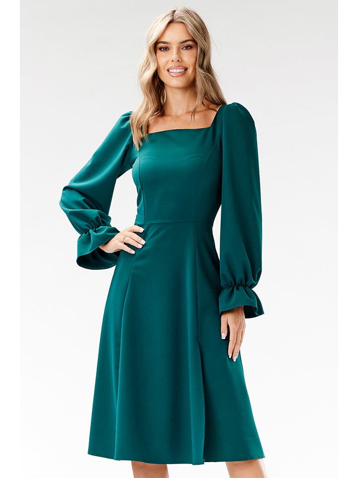 Платье до колена Awama, цвет petrol
Платье до колена Awama, цвет petrol