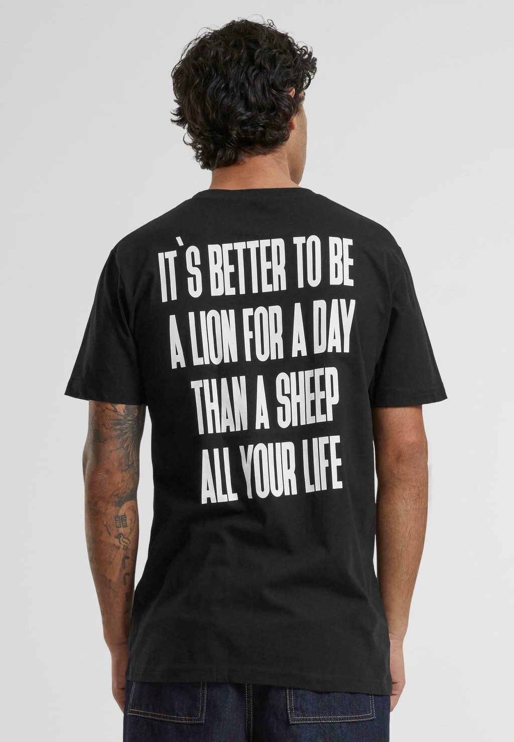 Футболка с принтом LION FACE Mister Tee, черный
Футболка с принтом LION FACE Mister Tee, черный