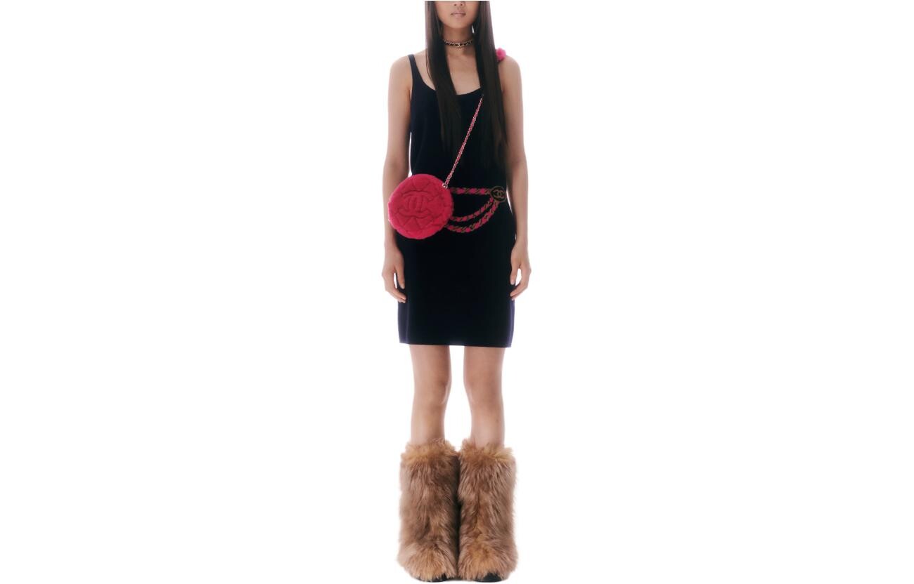 Платье без рукавов женское темно-синее Chanel
Платье без рукавов женское темно-синее Chanel