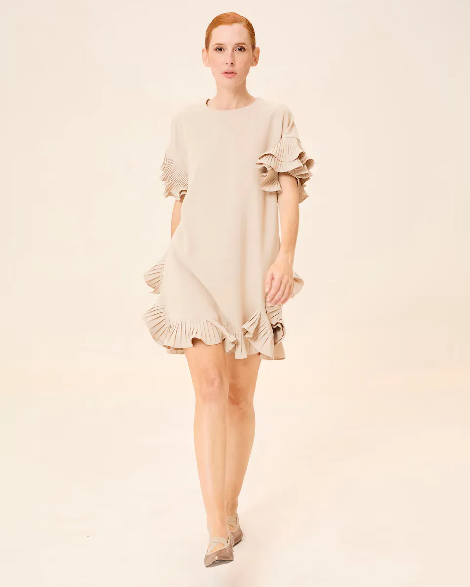 Короткое платье Esme с круглым вырезом и плиссированными воланами Dolores Promesas, бежевый
Короткое платье Esme с круглым вырезом и плиссированными воланами Dolores Promesas, бежевый