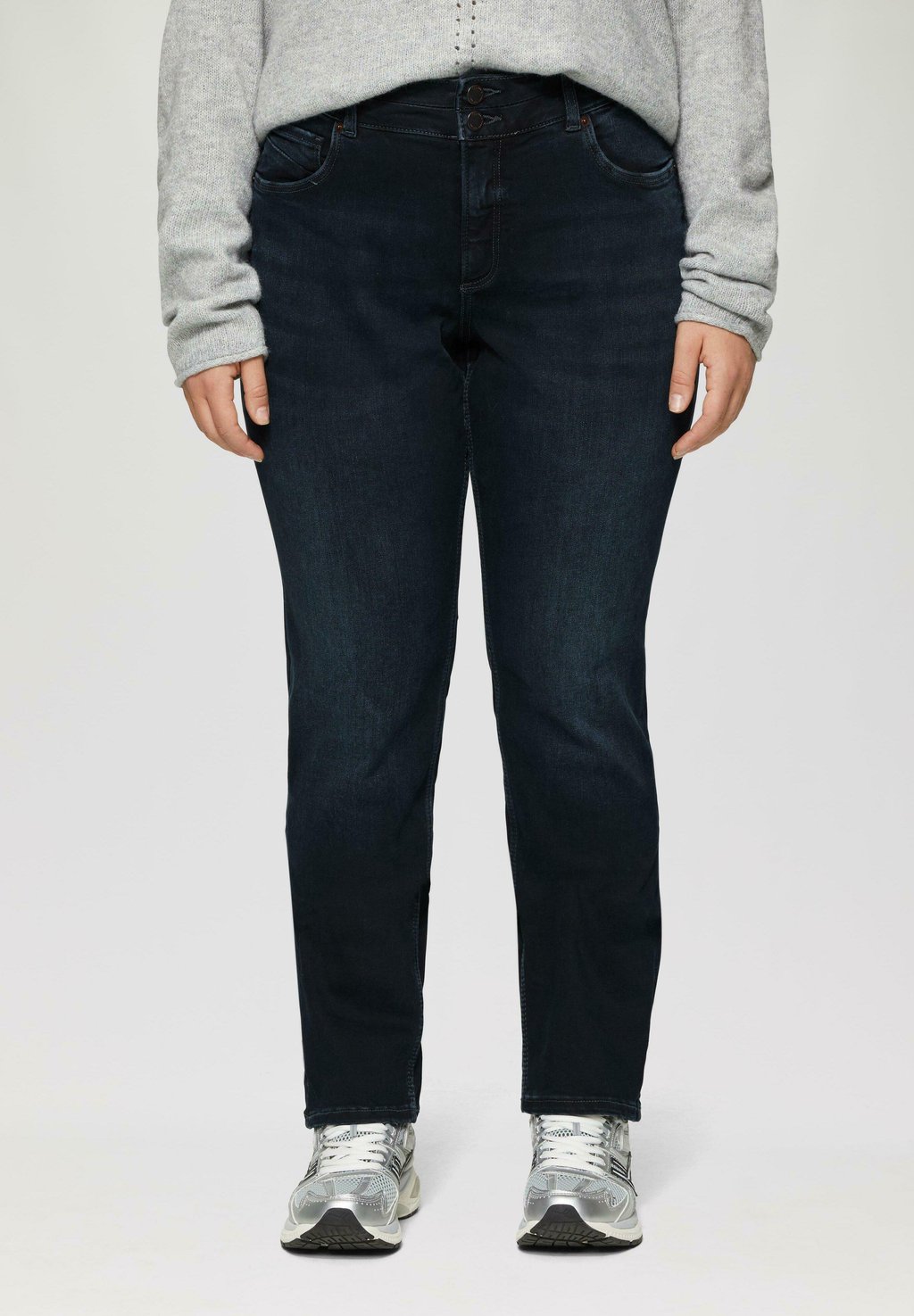 Джинсы облегающего кроя MID RISE QS, деним
Джинсы облегающего кроя MID RISE QS, деним