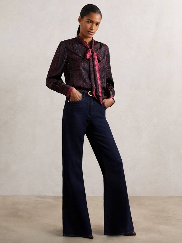 Топ с галстуком и змеиным принтом Dana Reiss, Burgundy
Топ с галстуком и змеиным принтом Dana Reiss, Burgundy