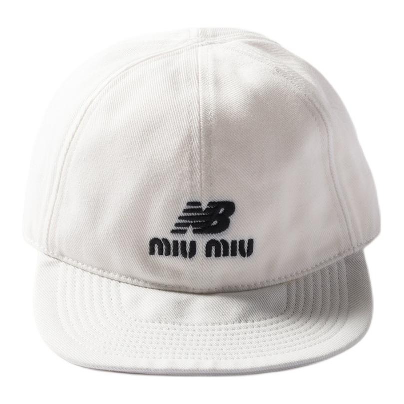 Бейсболка унисекс MIU MIU, белый
Бейсболка унисекс MIU MIU, белый