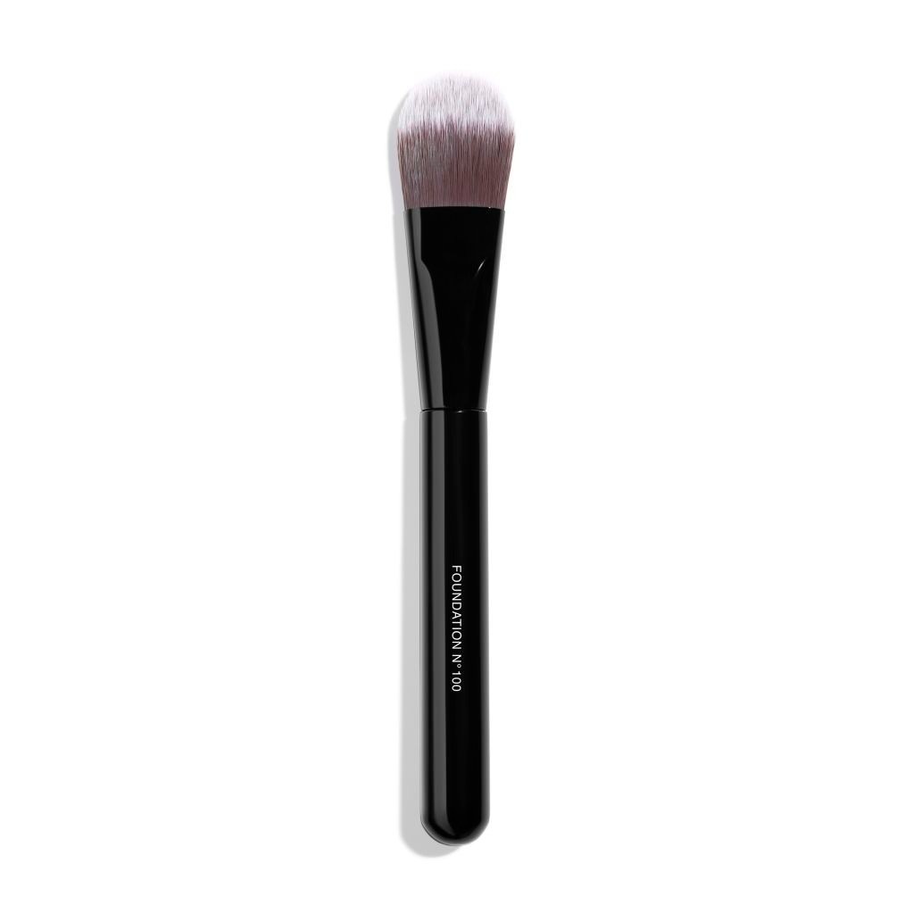 Кисть для лица pinceau fond de teint n°100 makeup-pinsel Chanel, количество 1 шт.
Кисть для лица pinceau fond de teint n°100 makeup-pinsel Chanel, количество 1 шт.